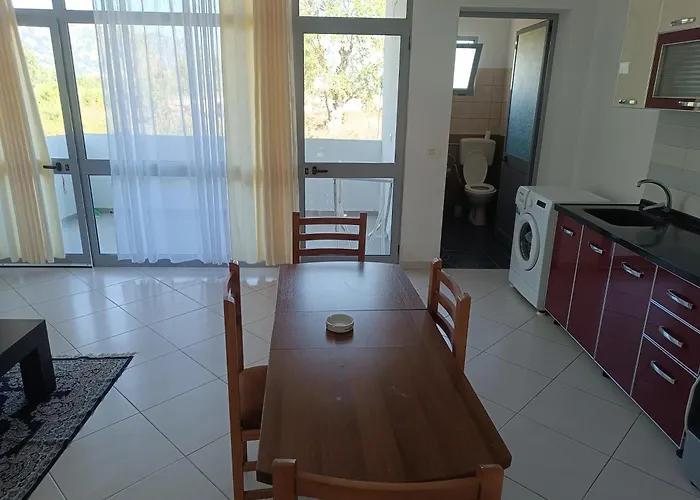 Apartamento Luli Baks-Rrjoll